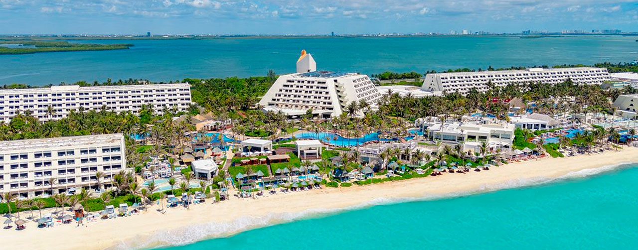 The Grand Oasis Cancún